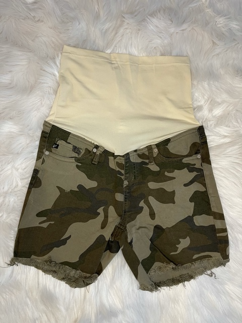 Denim on sale camo shorts