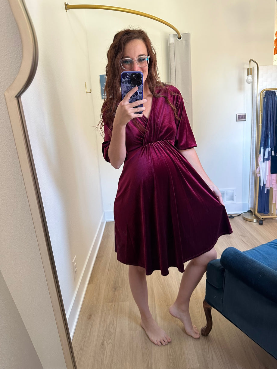 Gap maternity 2024 velvet dress